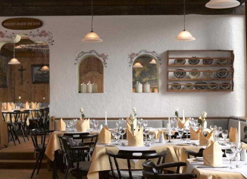 Holiday Inn Munich-Schwabing Restoran gambar